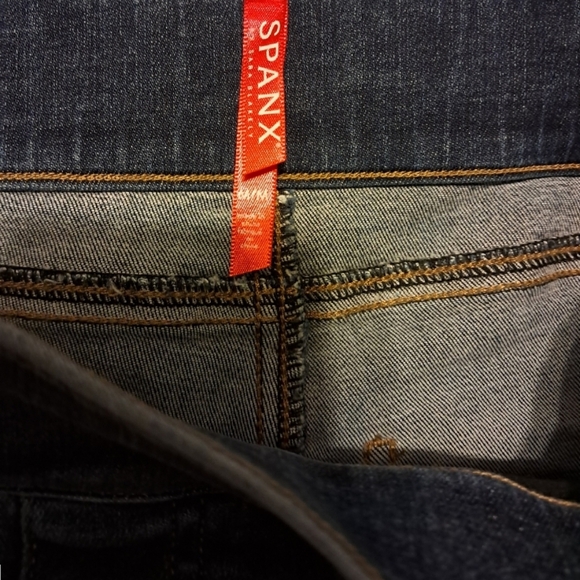 Meet your Posher - Picture 2 of 3